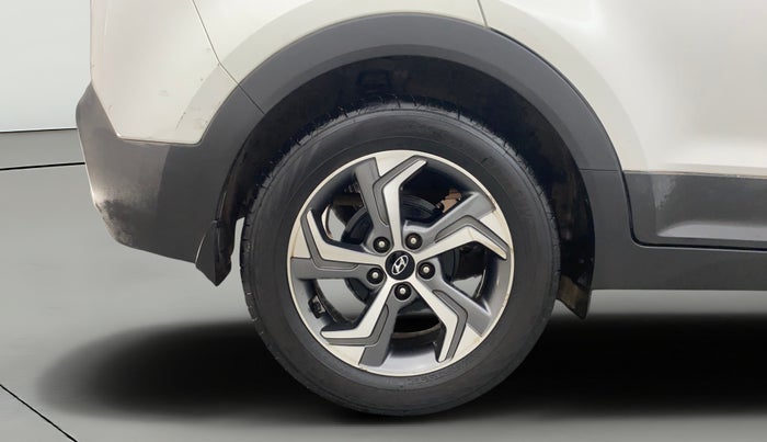 2019 Hyundai Creta SX SPORTS EDITION 1.6 PETROL DUAL TONE, Petrol, Manual, 61,811 km, Right Rear Wheel