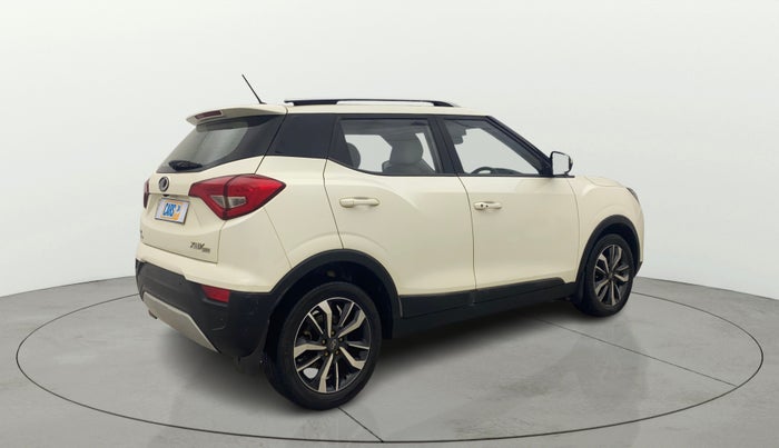 2019 Mahindra XUV300 W8 (O) 1.5 DIESEL AMT, Diesel, Automatic, 1,23,093 km, Right Back Diagonal