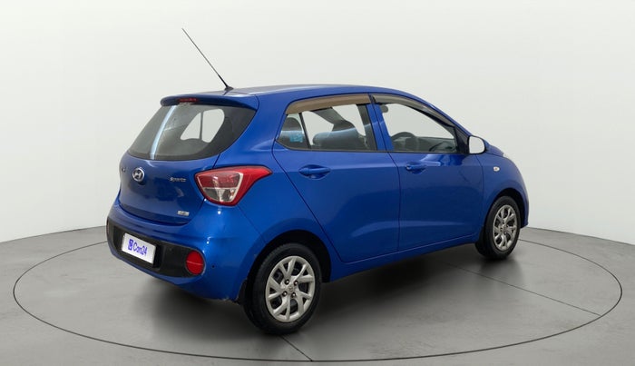 2017 Hyundai Grand i10 SPORTZ 1.2 KAPPA VTVT, Petrol, Manual, 32,676 km, Right Back Diagonal