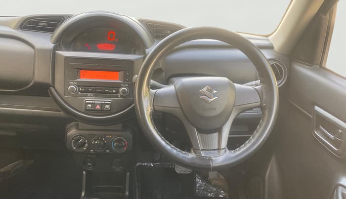 2019 Maruti S PRESSO VXI AMT, Petrol, Automatic, 63,457 km, Steering Wheel Close Up