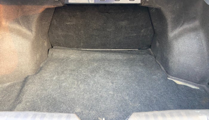 2018 Maruti Ciaz DELTA 1.4 MT PETROL, Petrol, Manual, 70,418 km, Boot Open Zoomed View