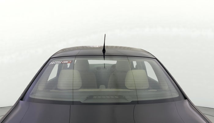 2013 Volkswagen Vento HIGHLINE 1.6 MPI, Petrol, Manual, 18,870 km, Rear Windshield