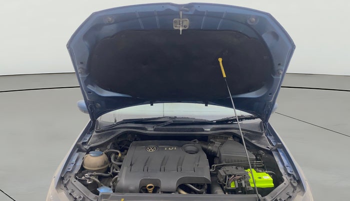 2017 Volkswagen Ameo HIGHLINE PLUS 1.5L AT 16 ALLOY, Diesel, Automatic, 71,356 km, Open Bonet