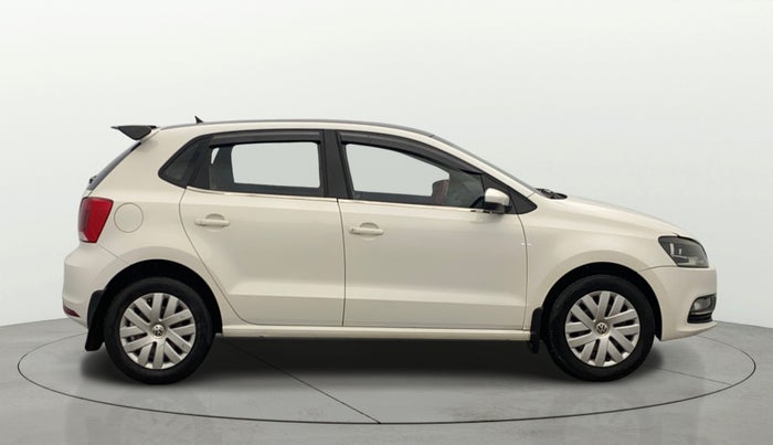 2016 Volkswagen Polo COMFORTLINE 1.2L, Petrol, Manual, 77,186 km, Right Side View