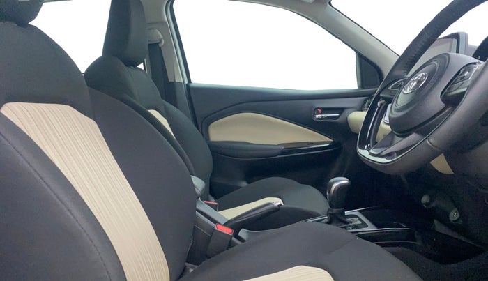 2024 Toyota Glanza V AMT, Petrol, Automatic, 2,017 km, Right Side Front Door Cabin