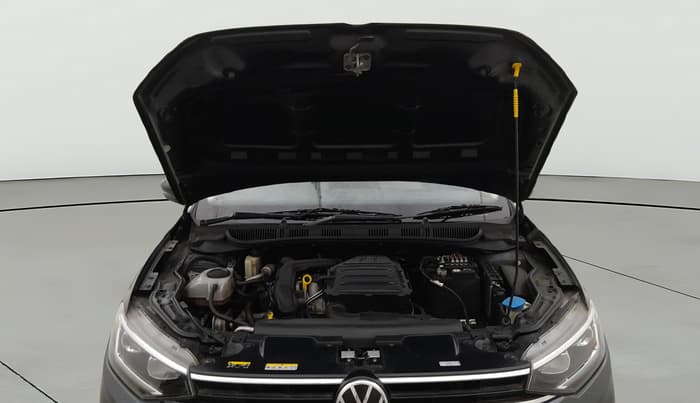 2023 Volkswagen VIRTUS TOPLINE TSI 1.0 AT, Petrol, Automatic, 25,762 km, Open Bonet