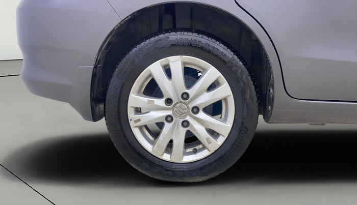 2018 Maruti Ertiga ZXI+, Petrol, Manual, 51,984 km, Right Rear Wheel