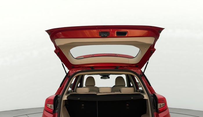 2019 Mahindra XUV300 W8 (O) 1.5 DIESEL, Diesel, Manual, 39,068 km, Boot Door Open