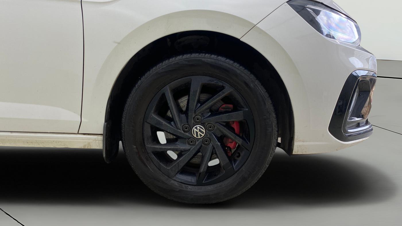 2022 Volkswagen VIRTUS GT PLUS TSI 1.5 EVO DSG, Petrol, Automatic, 26,465 km, Right Front Wheel
