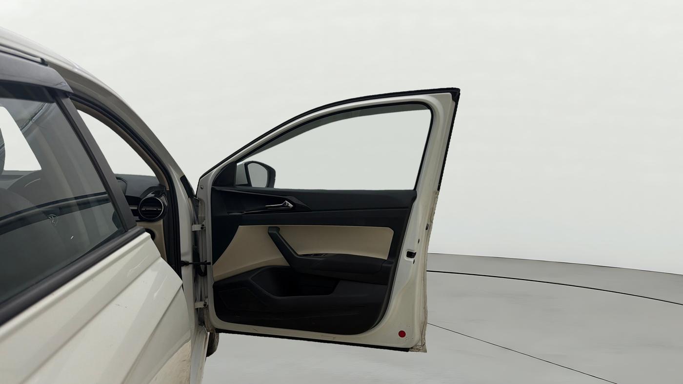 2022 Skoda SLAVIA AMBITION 1.0L TSI AT, Petrol, Automatic, 39,182 km, RHS Front Door