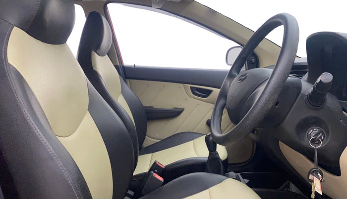 2015 Hyundai Eon D-LITE+, Petrol, Manual, 26,920 km, Right Side Front Door Cabin