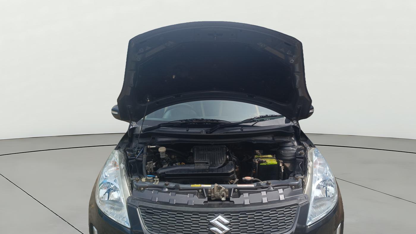 2017 Maruti Swift VXI, Petrol, Manual, 52,497 km, Open Bonet