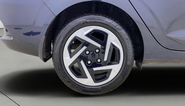 2024 Hyundai AURA S 1.2, Petrol, Manual, 2,413 km, Right Rear Wheel