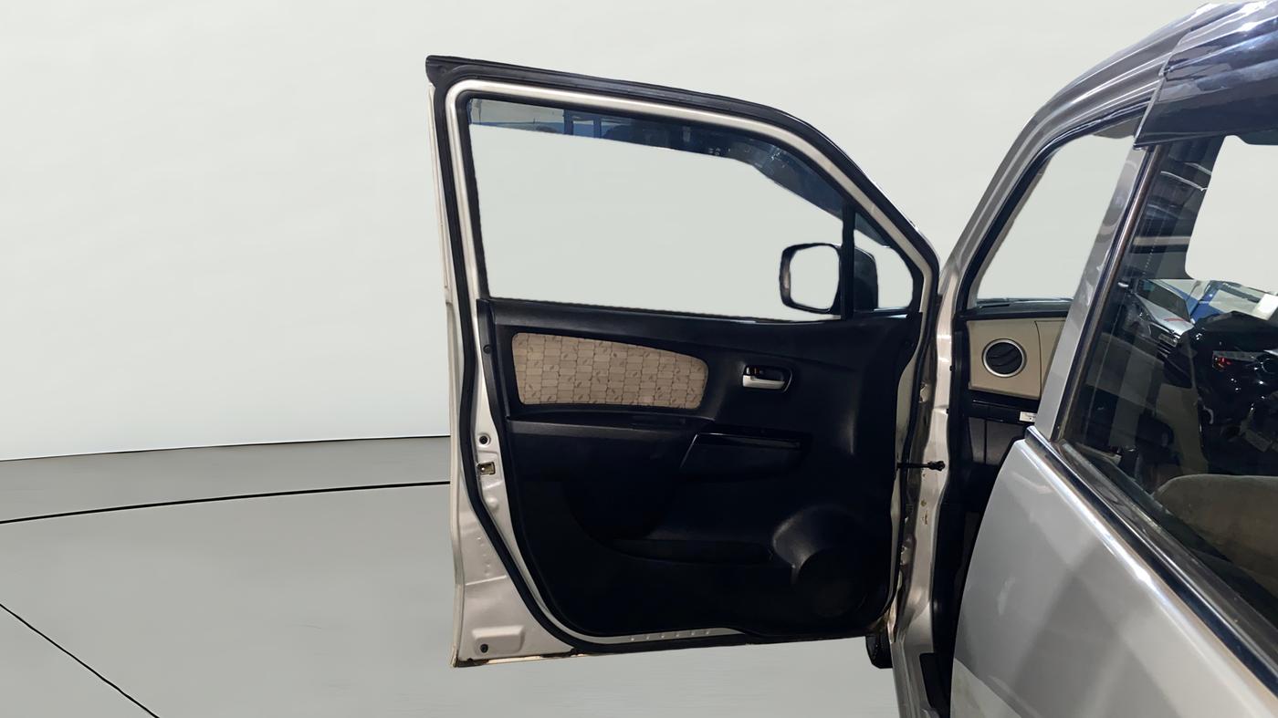 2018 Maruti Wagon R 1.0 VXI, Petrol, Manual, 38,881 km, LHS Front Door