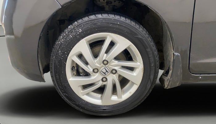 2016 Honda Jazz 1.2L I-VTEC V AT, Petrol, Automatic, 1,04,773 km, Left Front Wheel