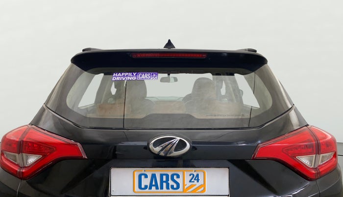 2021 Mahindra XUV300 W6 1.2 PETROL, Petrol, Manual, 31,207 km, Rear Windshield