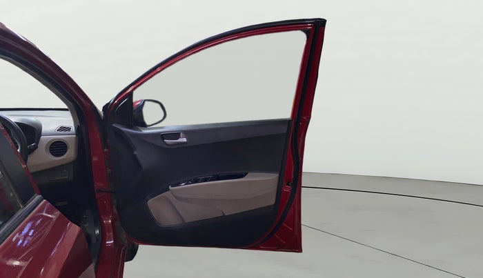 2014 Hyundai Xcent S 1.2, Petrol, Manual, 56,590 km, RHS Front Door