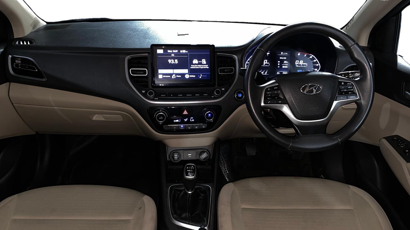 2022 Hyundai Verna SX 1.5 VTVT, Petrol, Manual, 29,322 km, Dashboard