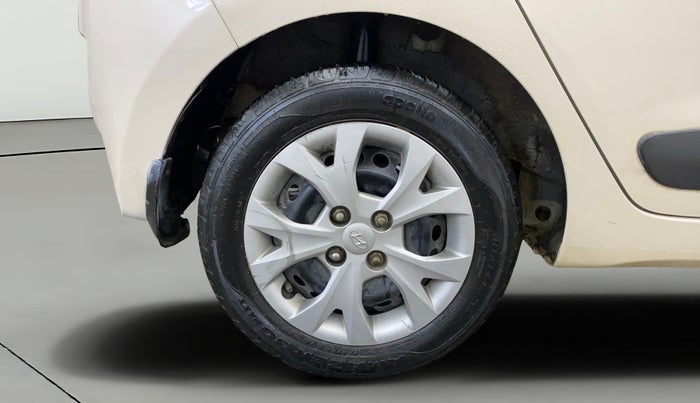 2014 Hyundai Grand i10 SPORTZ 1.2 KAPPA VTVT, Petrol, Manual, 17,274 km, Right Rear Wheel