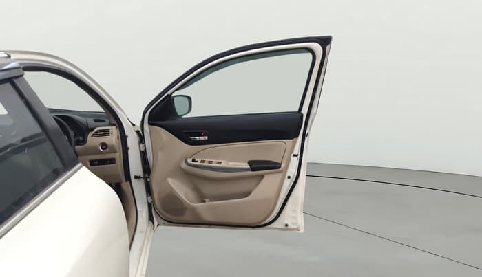 2024 Maruti Dzire ZXI CNG, CNG, Manual, 26,588 km, RHS Front Door