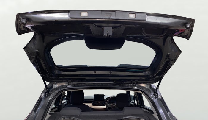 2022 Tata PUNCH PURE MT, Petrol, Manual, 22,591 km, Boot Door Open