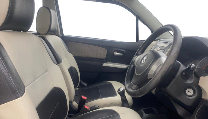 2016 Maruti Wagon R 1.0 VXI, Petrol, Manual, 63,564 km, Right Side Front Door Cabin