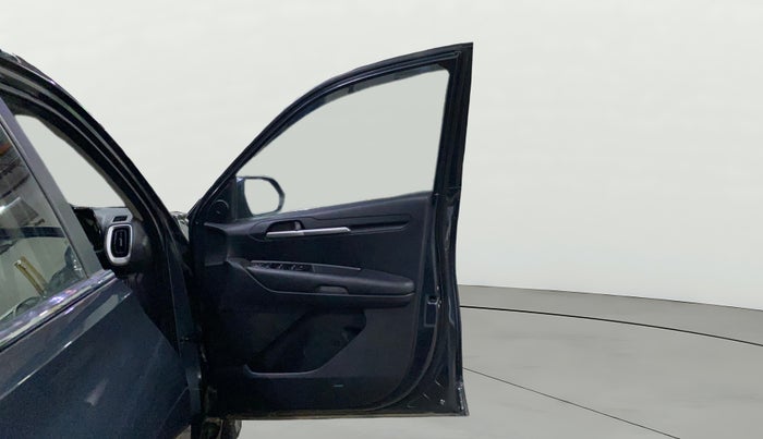 2024 KIA SONET HTK (O) 1.2 Petrol MT, Petrol, Manual, 11,521 km, RHS Front Door