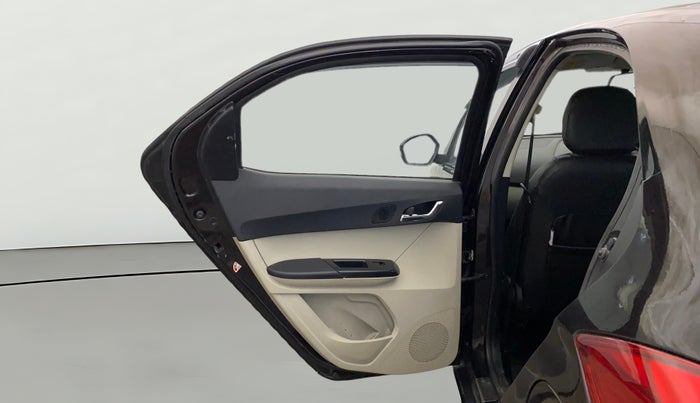 2022 Tata Tiago XZ PLUS CNG, CNG, Manual, 82,951 km, LHS Rear Door