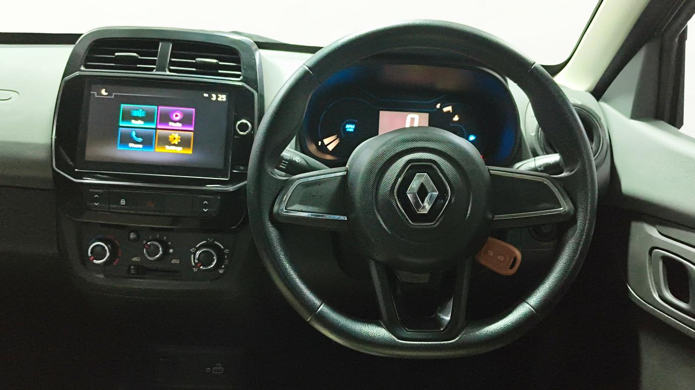 2022 Renault Kwid RXT 1.0 (O), Petrol, Manual, 17,612 km, Steering Wheel Close Up