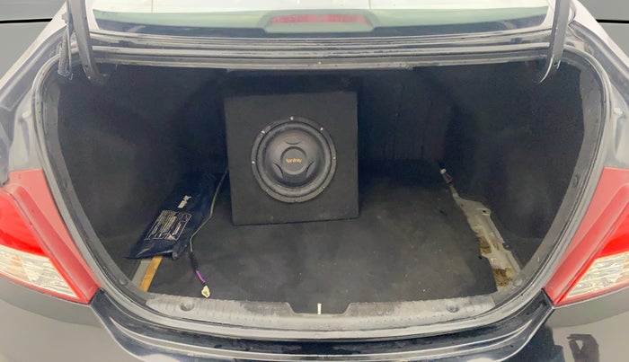 2014 Hyundai Verna FLUIDIC 1.6 VTVT SX, Petrol, Manual, 1,01,092 km, Boot Open Zoomed View