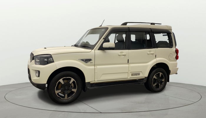 2021 Mahindra Scorpio S9, Diesel, Manual, 82,238 km, Left Front Diagonal