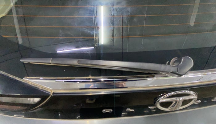 2023 Tata ALTROZ XZA, Petrol, Automatic, 14,383 km, Rear Wiper