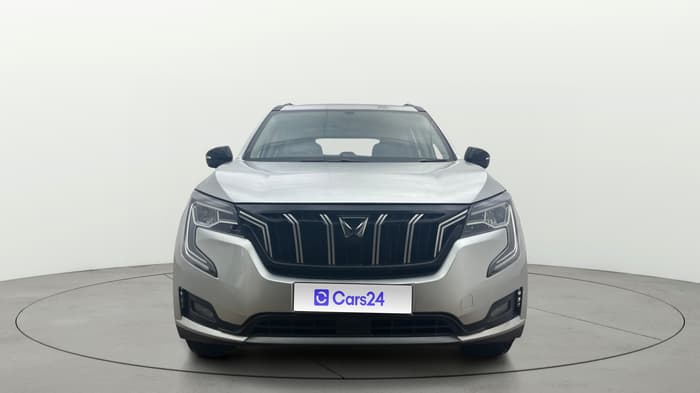 2022 Mahindra XUV700 AX 5 P AT 5 STR, Petrol, Automatic, 32,497 km, Front