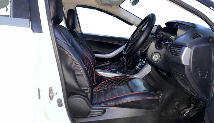2021 Tata NEXON XM DIESEL, Diesel, Manual, 57,995 km, Right Side Front Door Cabin