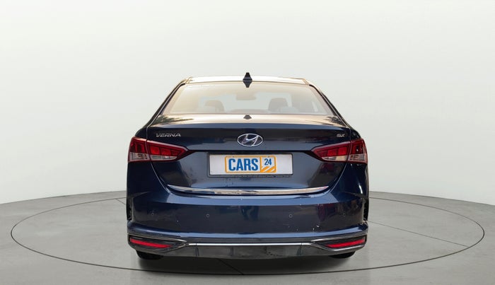 2020 Hyundai Verna SX 1.5 VTVT, Petrol, Manual, 1,02,910 km, Back/Rear