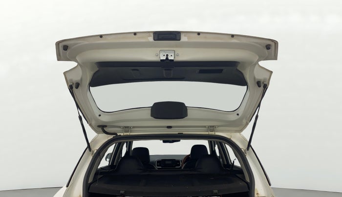 2019 Hyundai VENUE S 1.2, Petrol, Manual, 83,501 km, Boot Door Open