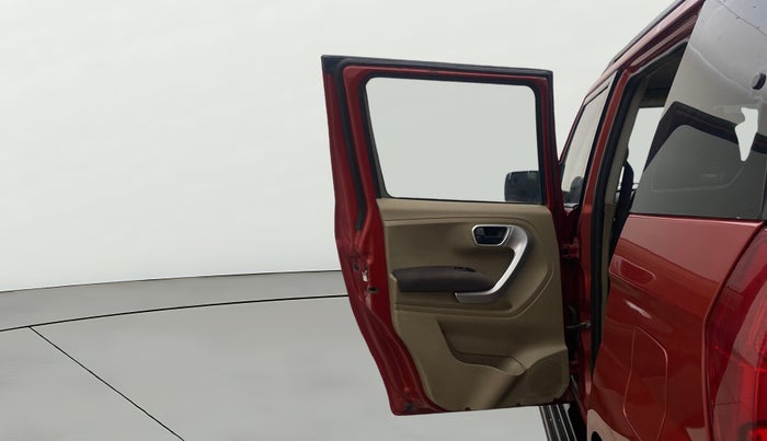 2016 Mahindra TUV300 T8 AMT, Diesel, Automatic, 86,242 km, LHS Rear Door