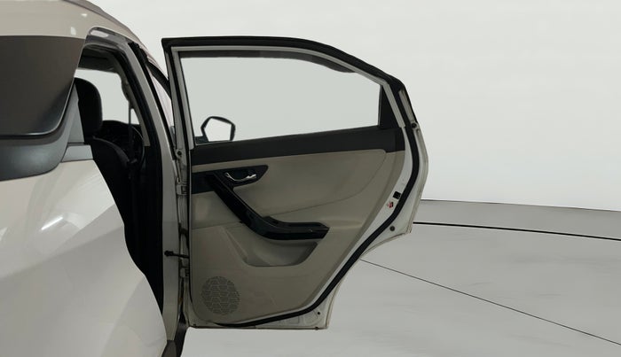 2022 Tata NEXON XZ PLUS PETROL SUNROOF, Petrol, Manual, 17,310 km, RHS Rear Door