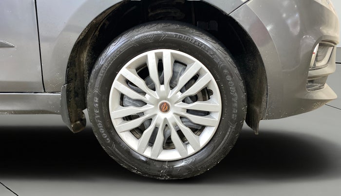 2022 Tata Tiago XZ PLUS CNG, CNG, Manual, 97,929 km, Right Front Wheel