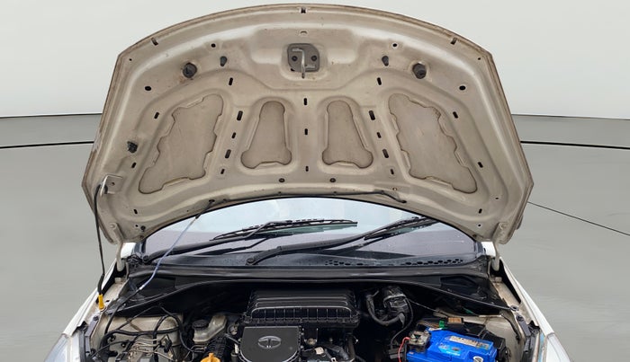 2019 Tata Tiago XE PETROL, Petrol, Manual, 63,621 km, Open Bonet