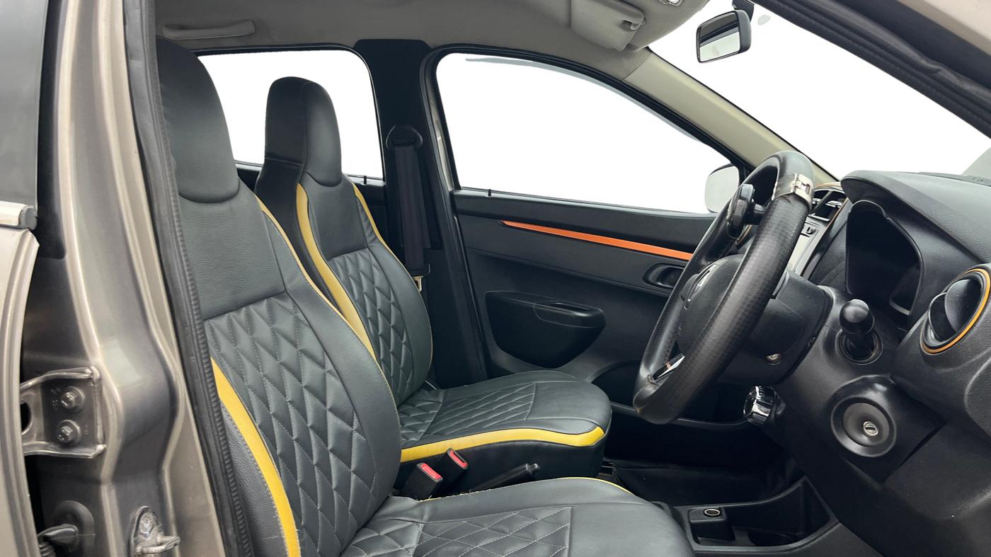 2018 Renault Kwid CLIMBER 1.0 AMT, Petrol, Automatic, 90,336 km, Right Side Front Door Cabin