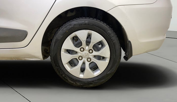 2015 Hyundai Xcent S 1.2, Petrol, Manual, 38,366 km, Left Rear Wheel