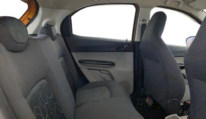 2016 Tata Tiago XT PETROL, Petrol, Manual, 83,954 km, Right Side Rear Door Cabin