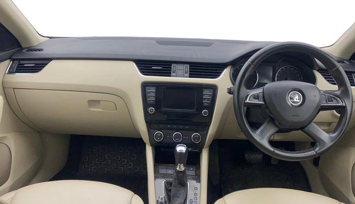2015 Skoda Octavia ELEGANCE 1.8 TSI AT, Petrol, Automatic, 67,632 km, Dashboard