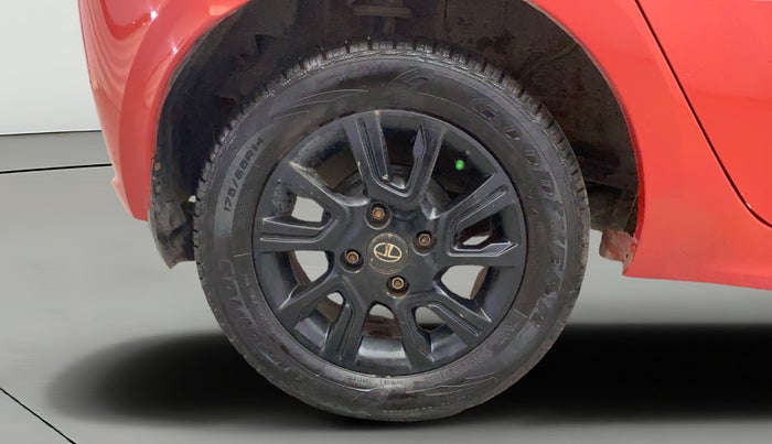 2021 Tata Tiago XT LIMITED EDITION PETROL, Petrol, Manual, 51,202 km, Right Rear Wheel