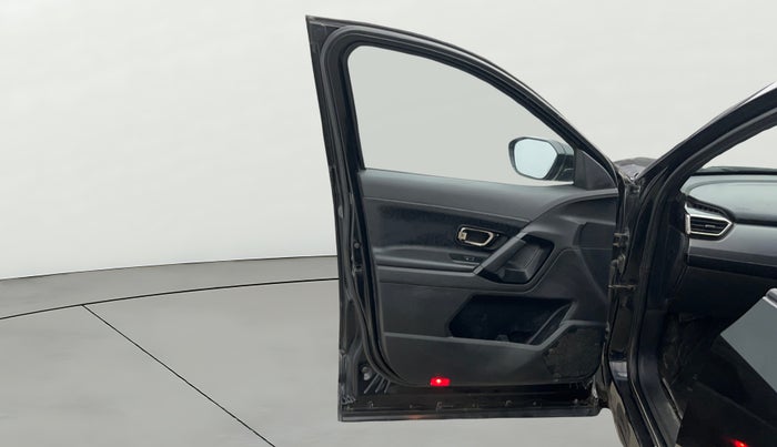 2022 Tata Harrier XZA PLUS 2.0L KRYOTEC HALO EDITION, Diesel, Automatic, 75,663 km, LHS Front Door