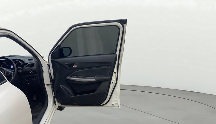 2023 Maruti Swift ZXI PLUS, Petrol, Manual, 63,070 km, RHS Front Door