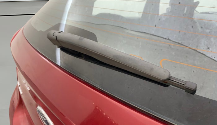 2017 Ford New Figo TITANIUM 1.2 PETROL MT, Petrol, Manual, 34,264 km, Rear Wiper