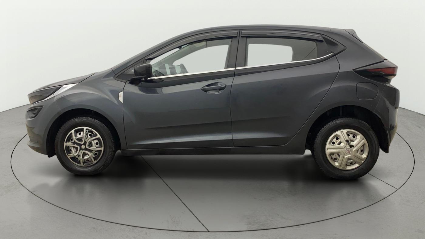 2020 Tata ALTROZ XE PETROL, Petrol, Manual, 31,561 km, Left Side