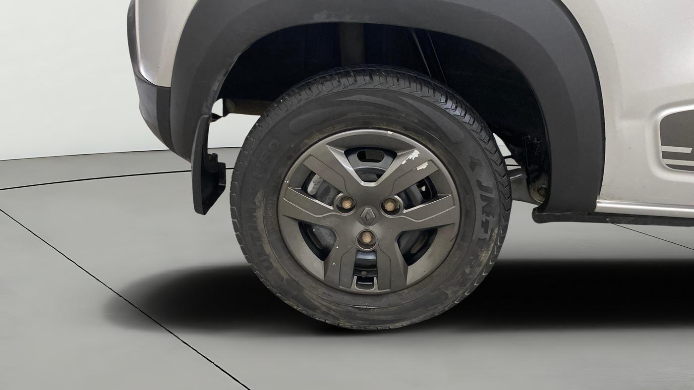 2018 Renault Kwid RXT 1.0 AMT (O), Petrol, Automatic, 95,214 km, Right Rear Wheel